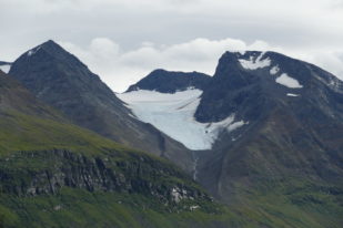 A1F27B22-AC26-4861-9A17-A5AC3707FD16