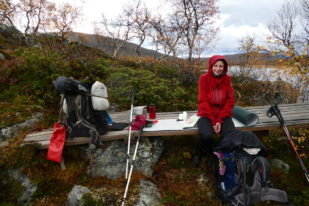 D1B74670-00ED-45B3-BA00-07B80DC5A875