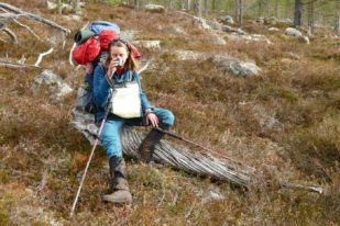 EF099C75-B8A4-40F9-82B1-77F8AD165D07